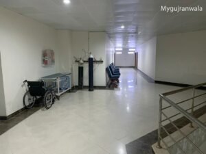 Chaudhry Family Hospital DC Colony, Gujranwala